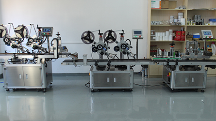 平面貼標(biāo)機(jī)貼標(biāo)精度誤差大要如何調(diào)整才是正確？